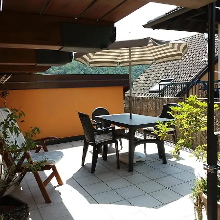 Апартаменты Bilocale Con Terrazzo Maggiore Cossogno