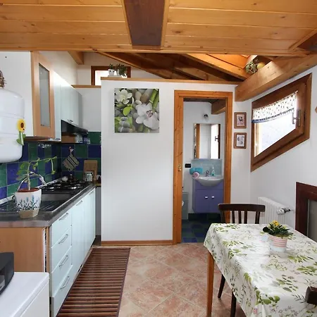 Bilocale Con Terrazzo Maggiore